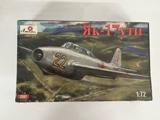 1/72 Yak17 UTI Soviet Fighter