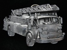 PB03141 NOS VINTAGE 1978 CUT-OUT  FIRE FIGHTER TRUCK  BERGAMOT BELT BUCKLE