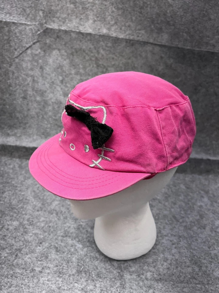 Hello Kitty Sanrio 帽子 适合青少年 4-16 粉色 棉 弹性背面亮片蝴蝶结 — 第 4/4 张图片