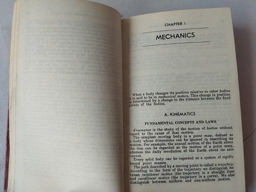 Handbook of Elementary Physics Koshkin and Shirkevich Mir Publishers Moscow 1962 - Picture 8 of 22