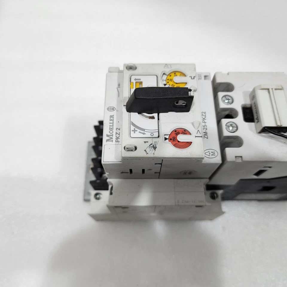 MOELLER ZM-25-PKZ2 MANUAL MOTOR PROTECTOR S-G-PKZ 2 HIGH CAPACITY CONTACT MODULE - Image 3 of 4