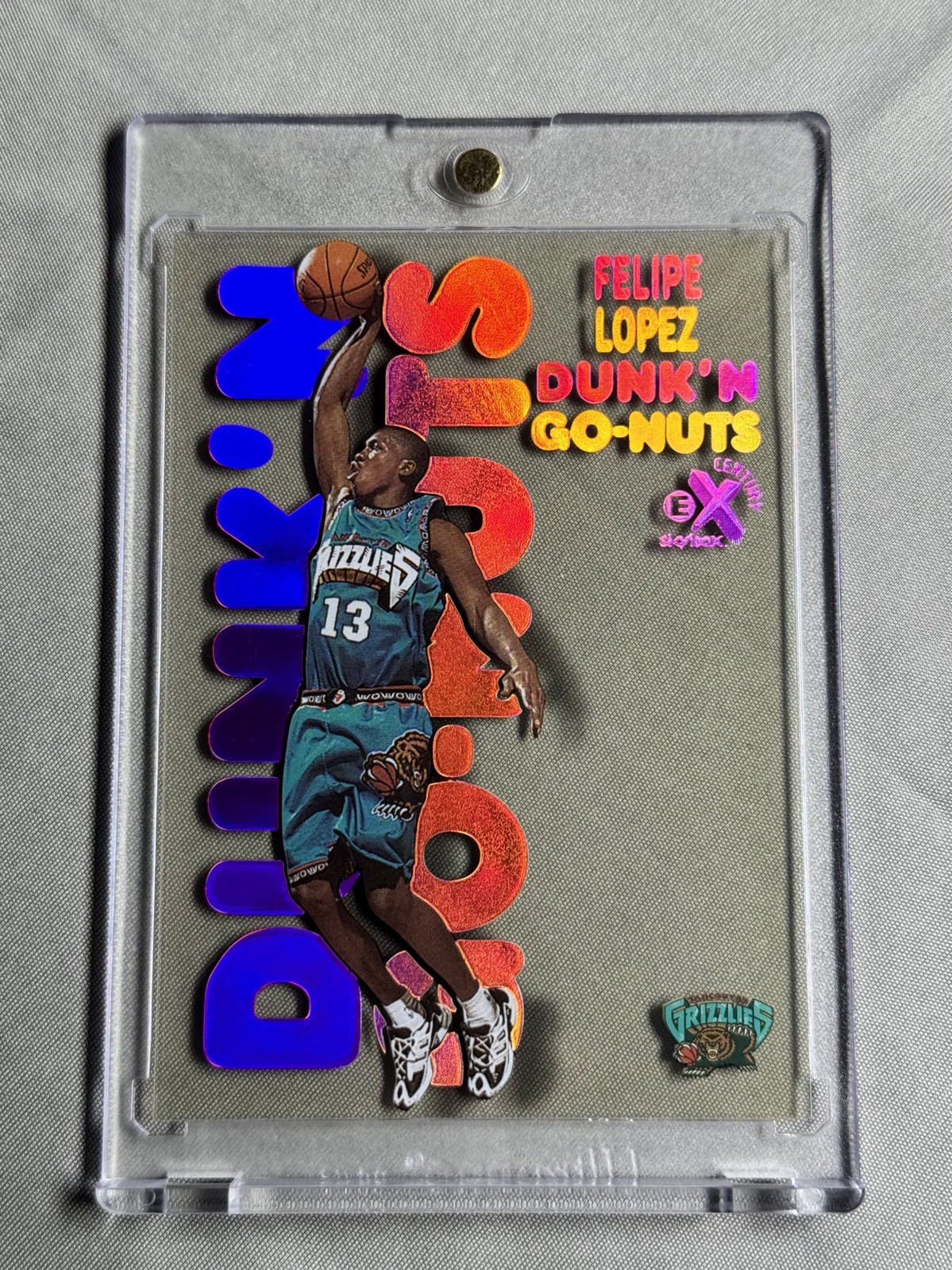 1998-99 Skybox EX Century Dunk'n Go-Nuts Felipe Lopez RC # 20 Rare SSP Grizzlies
