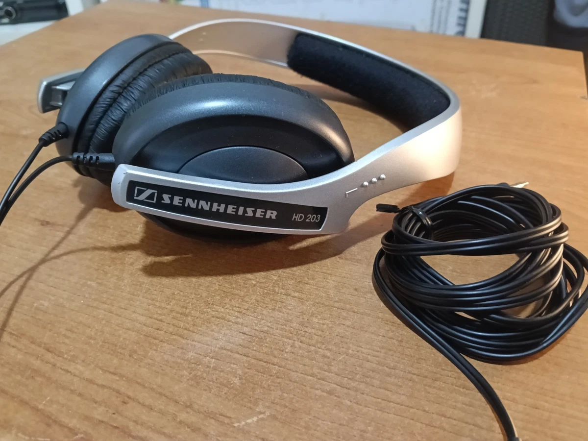 Tai nghe mod Audio-technica ATH-SR30BT - Bản chỉ dùng được cắm dây Tai nghe mod Audio-technica ATH-SR30BT - Bản chỉ dùng được cắm dây