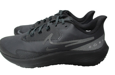 Nike Air Zoom Pegasus 39 Shield Mens  Sz 9.5 Black Athletic Shoes DO7625 001