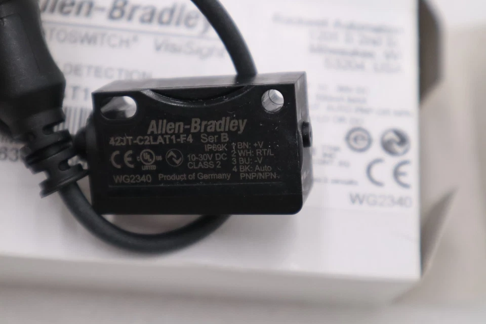 Allen Bradley 42JT-C2LAT1-F4 PHOTOELECTRIC SENSOR 42JT CLEAR OBJECT STOCK H1021A - Image 4 of 4