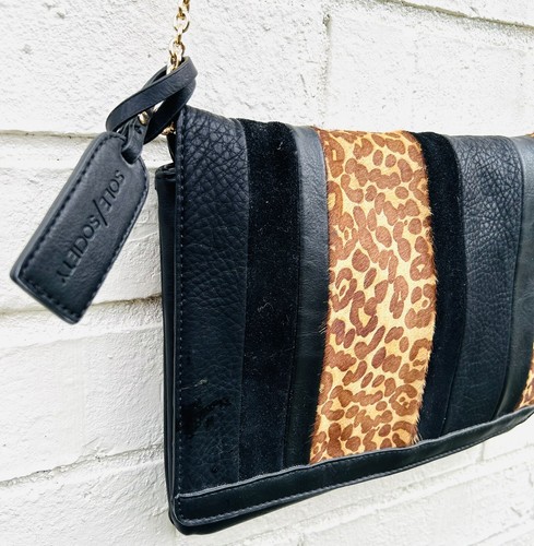 New Sole Society Black + Cheetah Faux Leather Gold Chain Crossbody or Clutch Bag - Picture 3 of 5