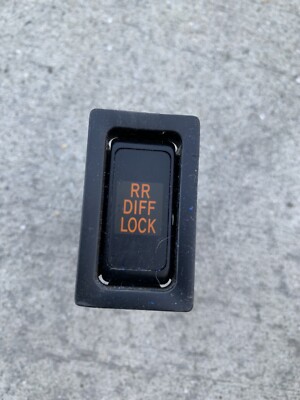 Toyota Rear Differential Lock Switch (RR DIFF LOCK) OEM 156538