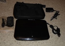 GPX PD951B 9-Inch Swivel Screen Portable DVD Player Kit Black 