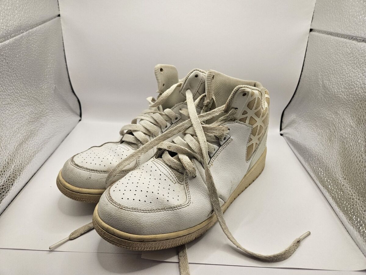 Nike Air Jordan 1 Flight 3 Mid Top White Youth Sneaker Shoes Nike Air Jordan 1 Flight 3 Mid Top White Youth Sneaker Shoes