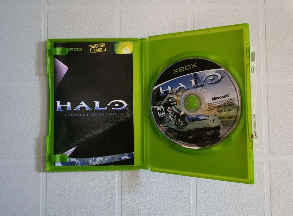 Halo Combat Evolved (Game of the Year) (Xbox) (USED) (Very Minor Case Wear) - Image 3 of 3