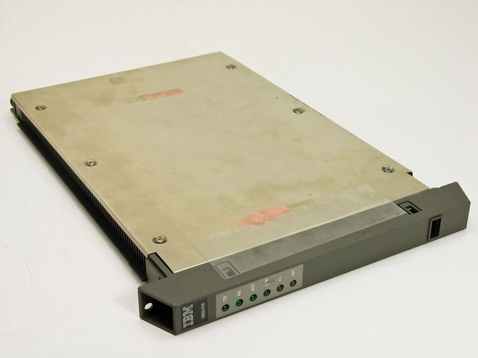 IBM  56k DSU/CSU RS232/V.35 Rackmount 5822-018 - Image 2 of 4