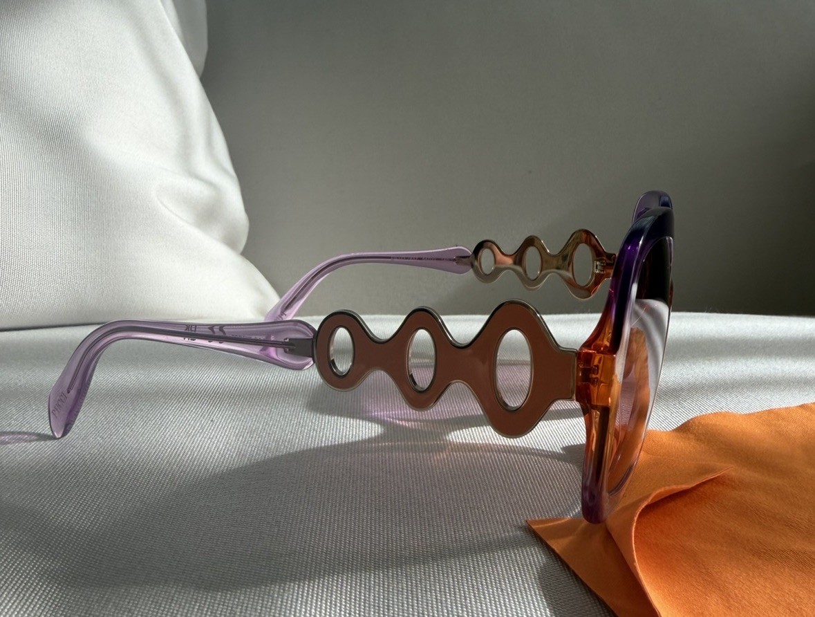 Emilio Pucci Oversized Square Purple Gradient Sunglasses  display picture 3