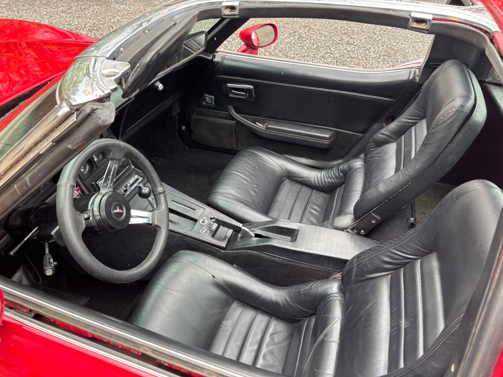1981 Red Chevrolet Corvette   | C3 Corvette Photo 7