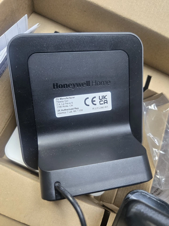 Honeywell T6R Wi-Fi Wireless Smart Thermostat PROGRAMMABLE Y6R910RW8021 - Image 4 of 4