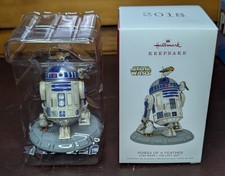 2018 Hallmark Ornament R2-D2  Porgs of a Feather Star Wars  The Last Jedi