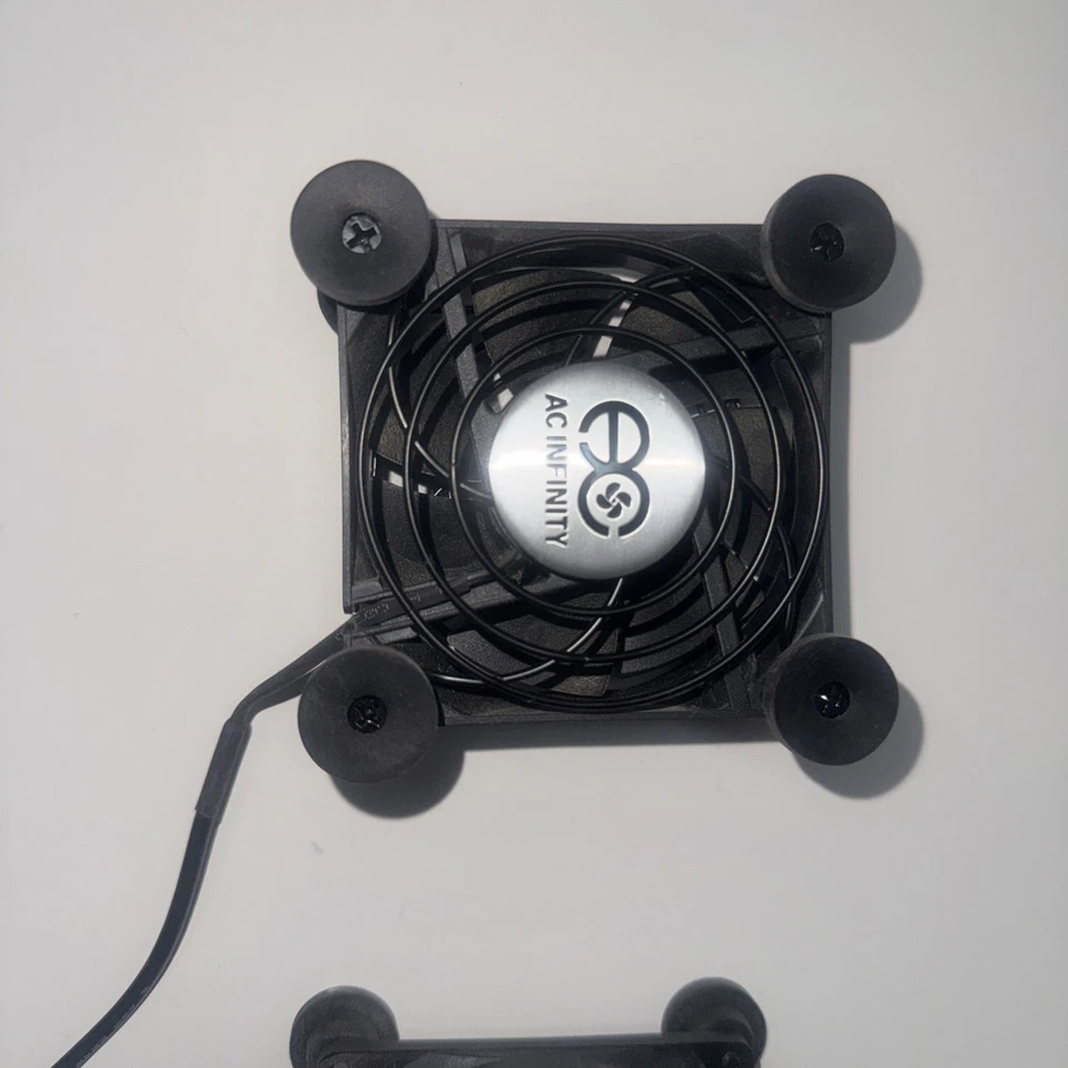 AC Infinity Multifan S5 Dual 80mm Quiet USB Cooling Fan - AIMPF80A2 - Image 2 of 4