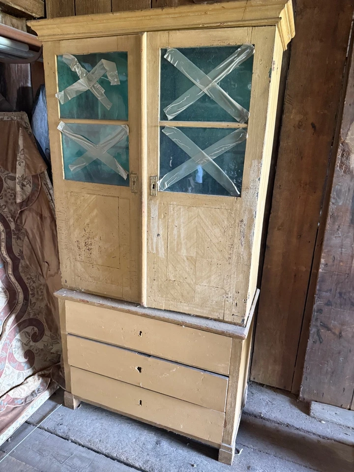 ARMARIO SIGLO XVIII Pintura Original Para Restaurar Foto 2 de 4