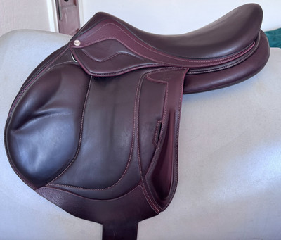 18'' Devoucoux Chiberta Lab Monoflap Saddle - 2022 - 3AAR - Full Buffalo - MINT!
