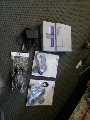 Nintendo SNES, 2 Controllers, Games, and Cables! - Picture 1 of 6