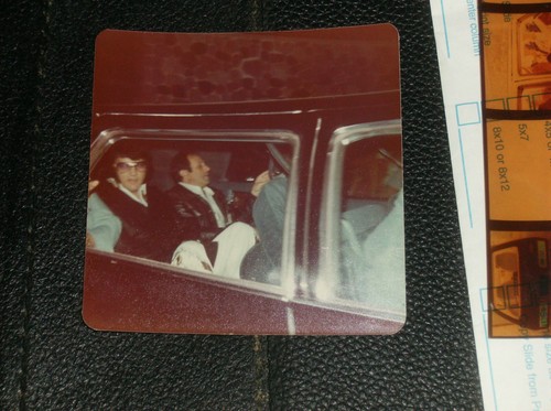 ELVIS PRESLEY 3.5X3.5 INCH ORIGINAL PICTURE TAKEN 5/2/77. WITH ORIGINAL NEGATIVE - Picture 2 of 2