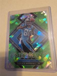 2021 Prizm Football Terrace Marshall Jr. GREEN CRACKED ICE EMERGENT RC #E-16