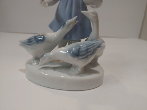 GEROLD PORZELLAN FIGURE 7" Vintage Girl w/ geese Bavaria West Germany - Picture 3 of 10