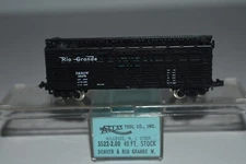 N Scale Atlas 3522 & Rio Grande 40' Single Door Stock Car 39476 C37480