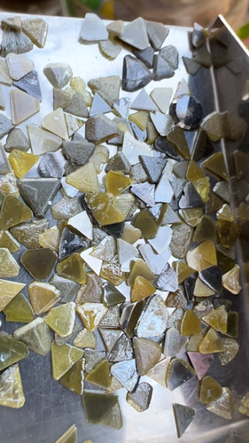 Yellow Triangle Diamonds, Slice Raw Rough Uncut Diamonds From Africa 1.00ct - Video 1 of 1