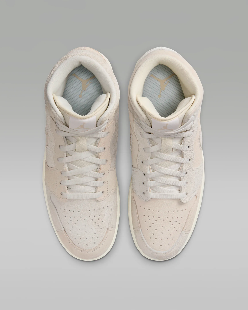 Air Jordan 1 Mid SE 