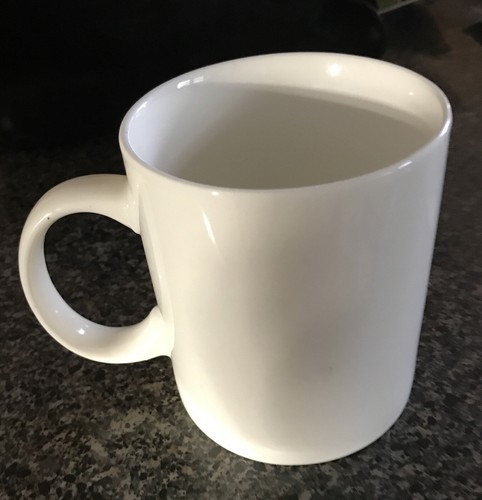 STARBUCKS 2014 RED STARBURST FIREWORKS WHITE CERAMIC COFFEE MUG CUP 12 OZ - Picture 4 of 7