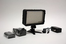 Pro G40 4K 1 DSLR LED video light w AC adapter F570 for Canon VIXIA HF G30 G20