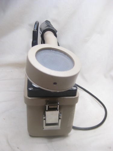 pre-owned MODEL 3 SURVEY METER LUDLUM MEASUREMENTS unit w/ detector probe - Picture 4 of 12