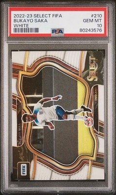 2022-23 Select FIFA Bukayo Saka Field Level White Prizm /20 PSA 10 #210 SP