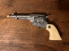 1950s Vintage Toy Cap Gun 8.5 Cowboy Revolver Indian Head Grip Roll Cap