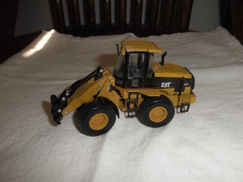 NORCOST CAT FRONT END WHEEL LOADER, INCOMPLETE, PARTS ONLY