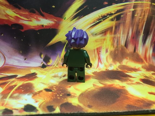 LEGO Exo Force Series RYO Pelo Púrpura Armadura Dorada Usado Raro Difícil de Encontrar - Imagen 2 de 3