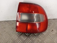 Feu arrière Volvo V40