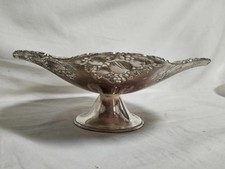 Centro Tavola Alzatina in Silver Plated - Eleganza Fruttata per la Tua Tavola