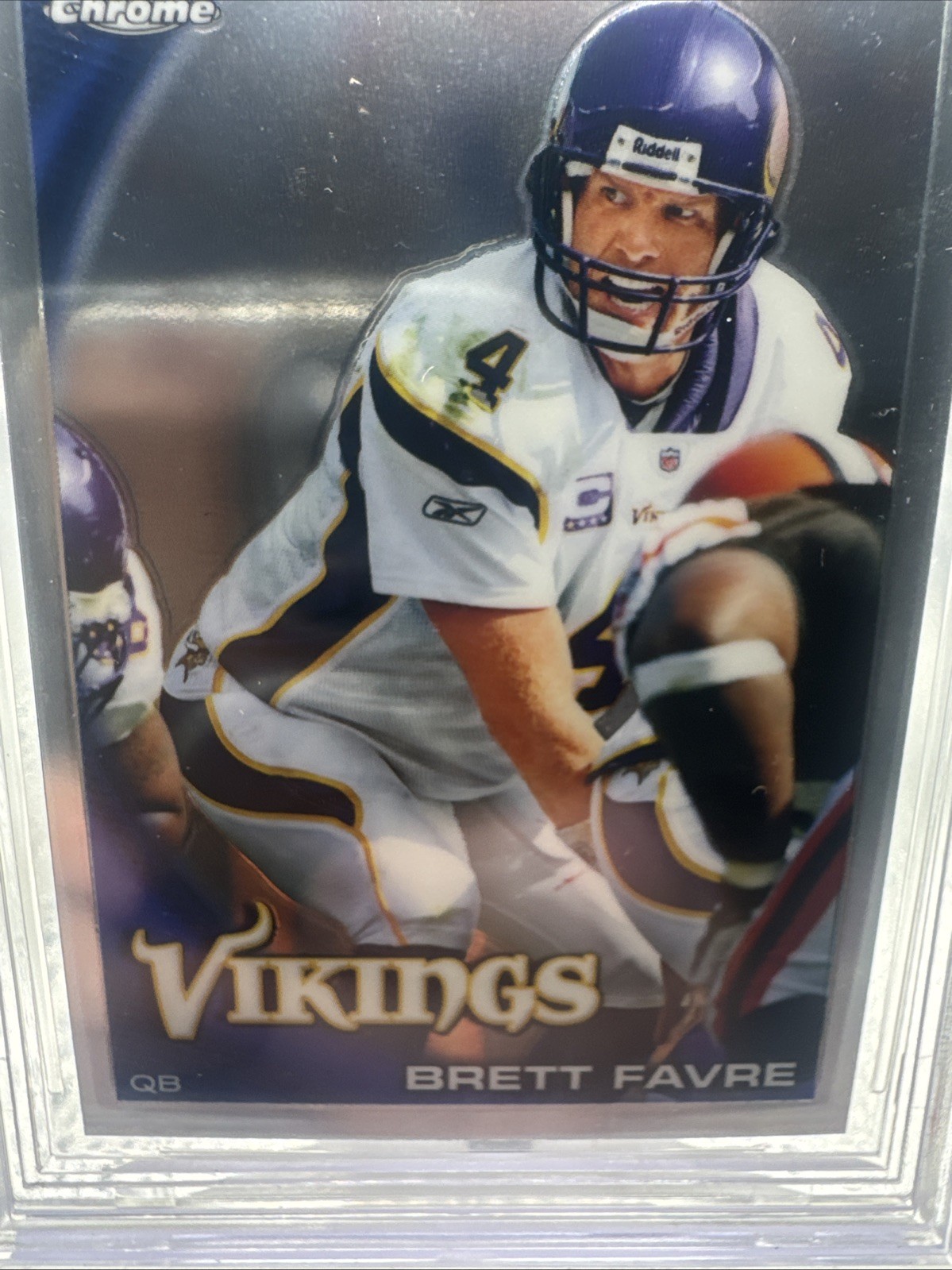 Topps 2010 Chrome | BRETT FAVRE #C90 Vikings Memorabilia BGS 9| Game Used Jersey view 8