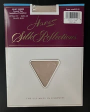 VTG Hanes Silk Reflections Pantyhose CD 717  Travel Buff Control Top Sandal-foot