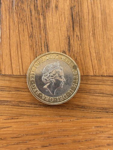 Jane Austen 1817 - 2017 Two-pound Coin - Picture 2 of 2