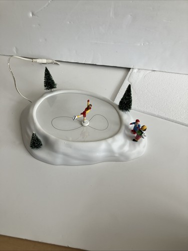 Reparto 56 Figure Pattinatore sul Ghiaccio Villaggio di Natale - Foto 6 di 18