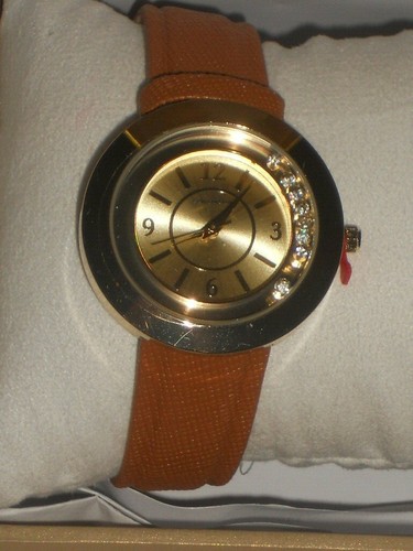 Charter Club Women's Gold Tone Watch With Crystals And Leather Ban New In Box - Picture 4 of 4