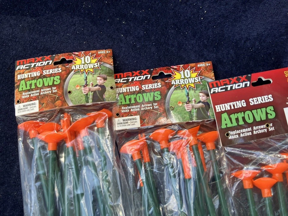 Lot of 30 Sunny Days Maxx Action Hunting Series 16" Arrows - Image 2 of 2