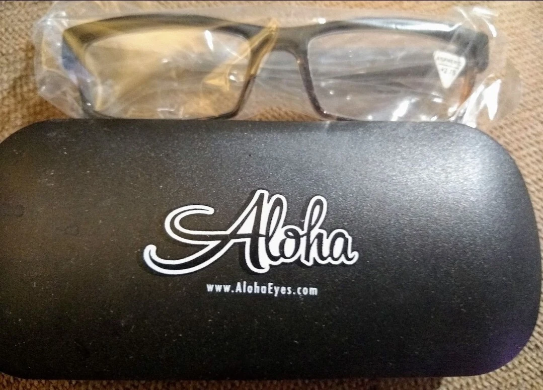 New Aloha Reading Glasses 2.75 With Case