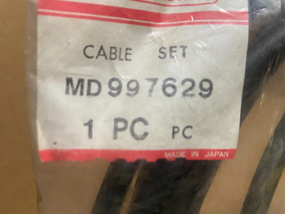 Juego de cables de bujía Mopar Mitsubishi MD997629 - 1990-95 Dodge Daytona 3.0 V6 Nuevo de Lote Antiguo Foto 2 de 3
