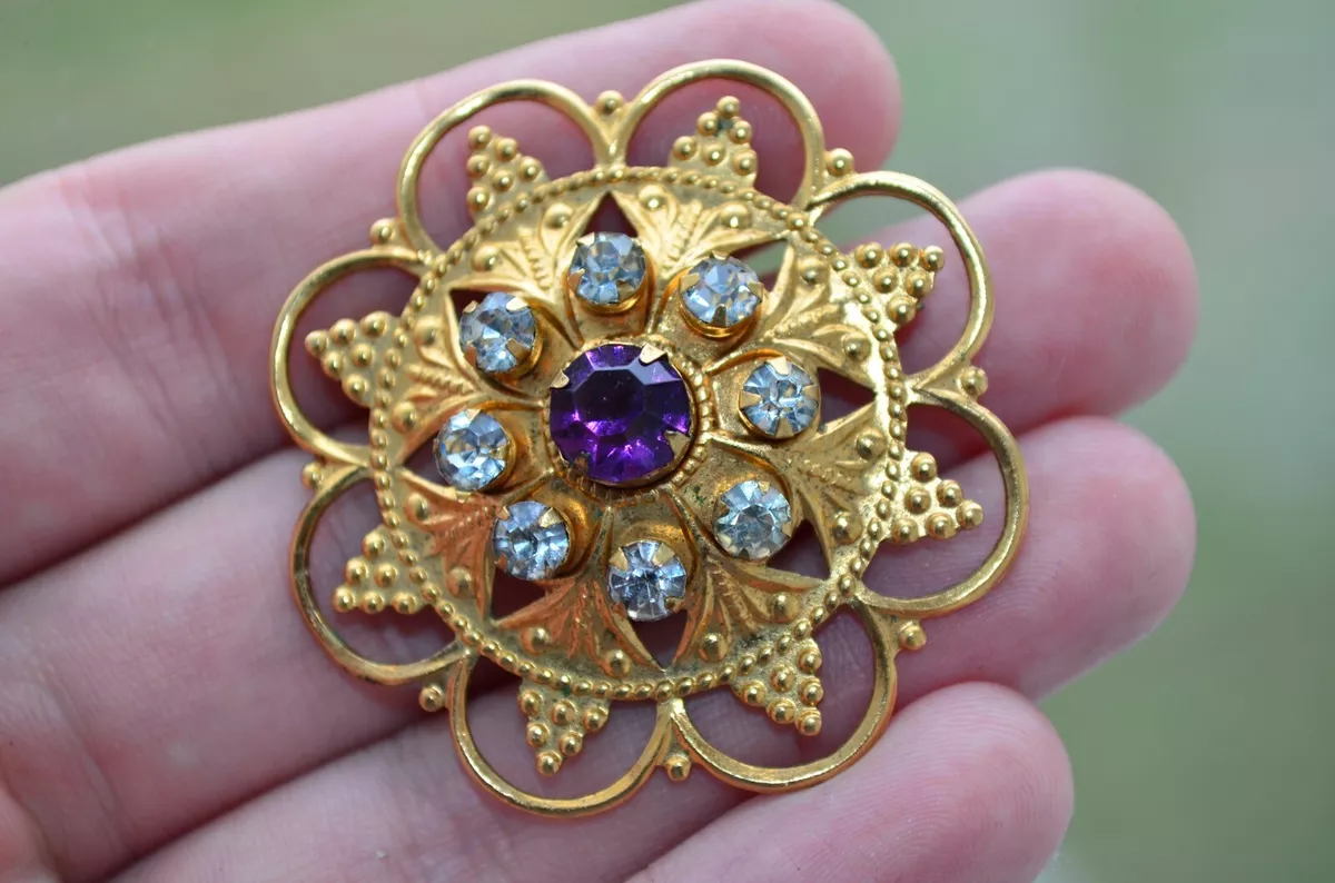 Purple brooch shop