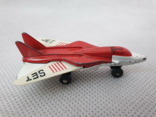 VINTAGE MATCHBOX SERIES 75, No.27 SWING WING RED & WHITE PLANE 1981 - Picture 4 of 12