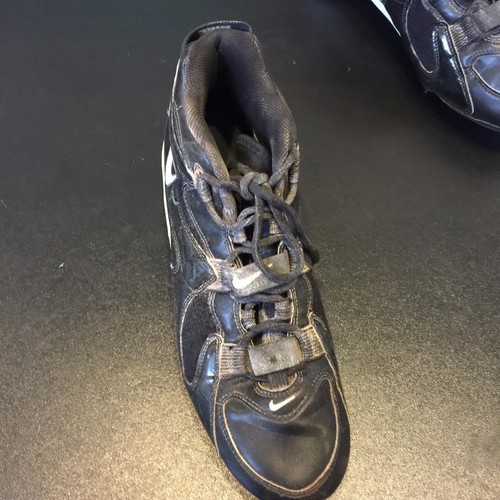 Khris Davis 2010 All Star Game & Home Run Derby Signed Game Used Cleats JSA COA - Picture 5 of 9