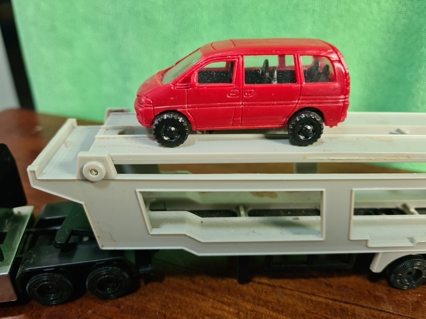 Picture 4 of 10